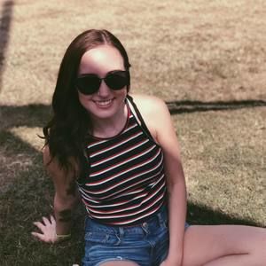 Meet your Posher, Elise